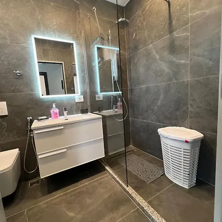 Appartamento Deluxe Penthouse Golem - Mali I Robit *
