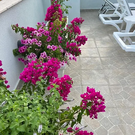 Appartamento Deluxe Penthouse Golem - Mali I Robit