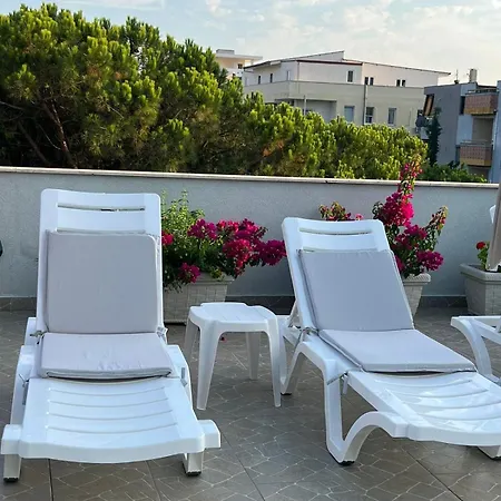 Deluxe Penthouse Golem - Mali I Robit Appartamento Golem (Tirana)